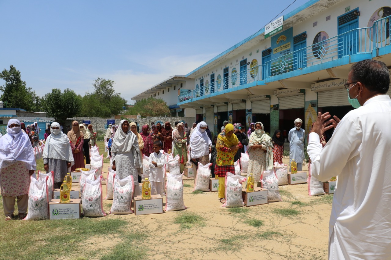 Relief work in Kashmir